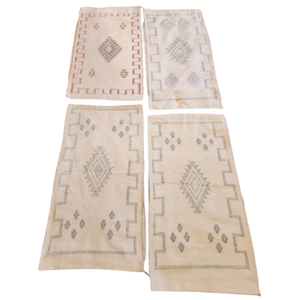 Coussin Berbère Marocain Multicolore Artisanal | Yamiriam