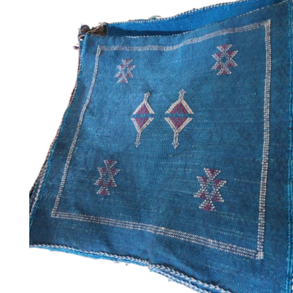 Coussin Sabra Bleu Indigo & Broderies Berbères | Yamiriam