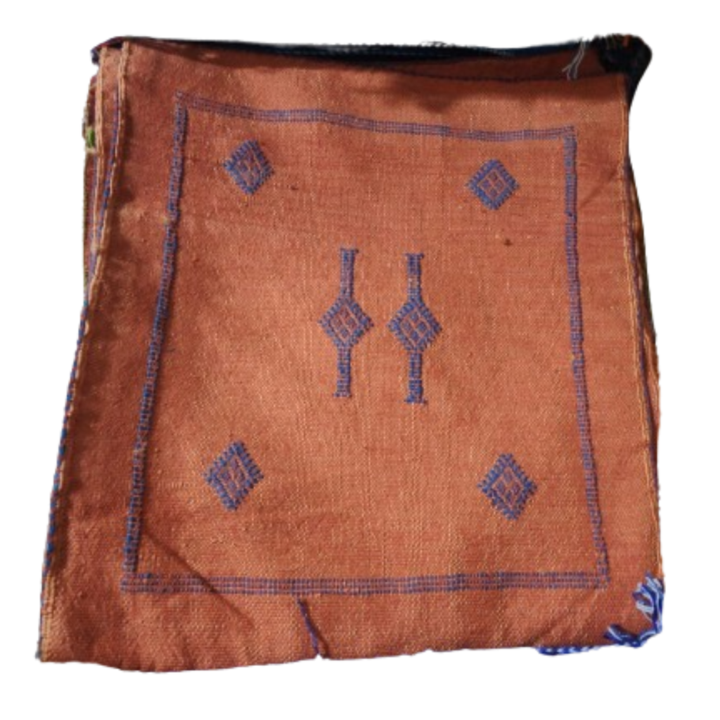 Coussin Sabra Orange Brique & Broderies Bleues | Yamiriam