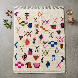 Tapis Azilal Symboles Berbères & Couleurs Vives | Yamiriam
