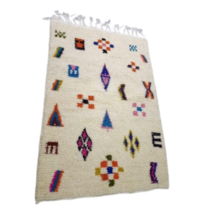 Tapis Azilal Symboles Géométriques & Motifs Colorés | Yamiriam