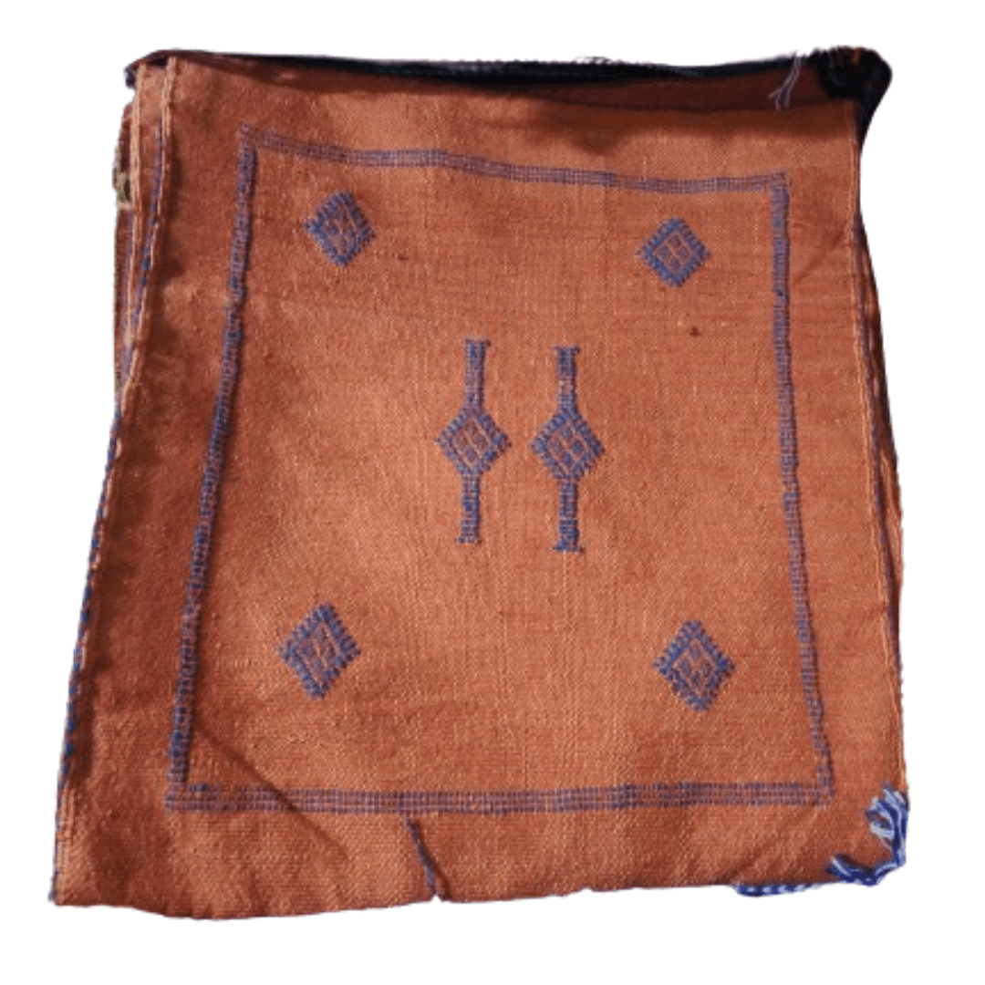 Coussin Sabra Orange Brique & Broderies Bleues | Yamiriam - YaMiriam