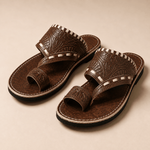 Sandales Marocaines Homme en Cuir Véritable Noir | Sandales Artisanales Fait Main | Entredoigt avec Motifs Floraux | Cuir Pleine Fleur – Yamiriam - YaMiriam