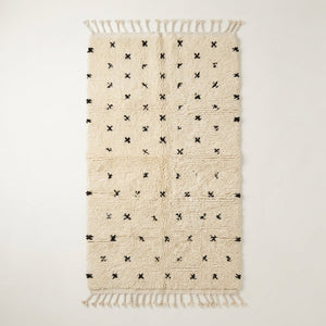 Tapis Beni Ourain Couloir Pois Noirs 100x60 cm | Yamiriam - YaMiriam