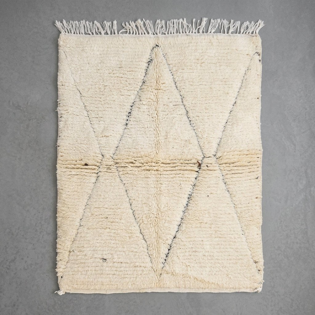 Tapis Beni Ourain Crème & Grands Losanges Discrets | Yamiriam - YaMiriam