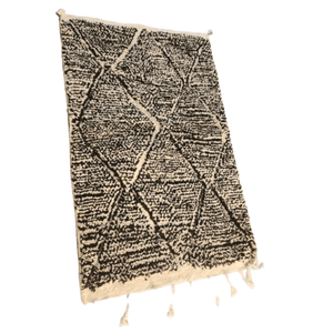 Tapis Beni Ourain Noir Losangé & Épais | Yamiriam - YaMiriam