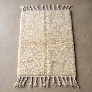 Tapis Beni Ourain Uni Crème Minimaliste | Yamiriam - YaMiriam