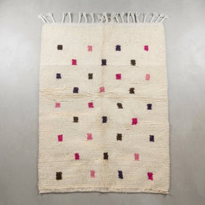 Tapis Boucherouite Crème & Carrés Épars | Yamiriam - YaMiriam
