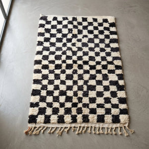 Tapis Checkered Damier Noir et Blanc | Yamiriam - YaMiriam